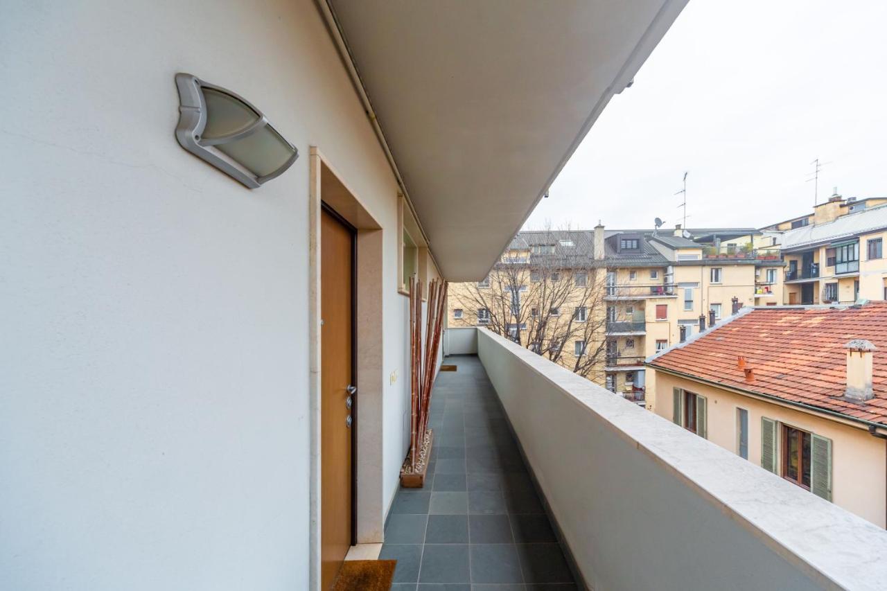 Cozy Apt - Corso Vercelli & Conciliazione M1 Milan Exterior photo