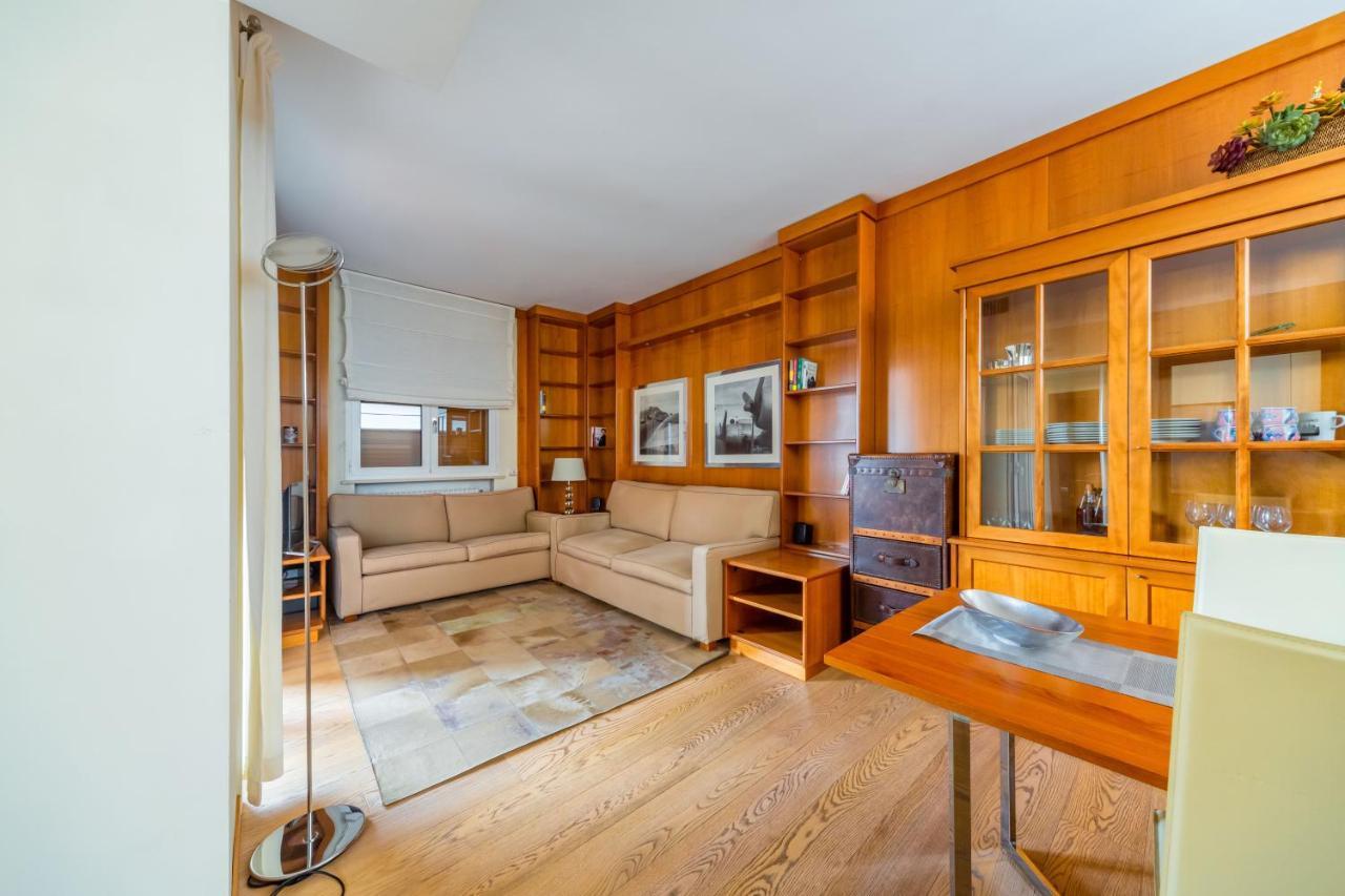 Cozy Apt - Corso Vercelli & Conciliazione M1 Milan Exterior photo