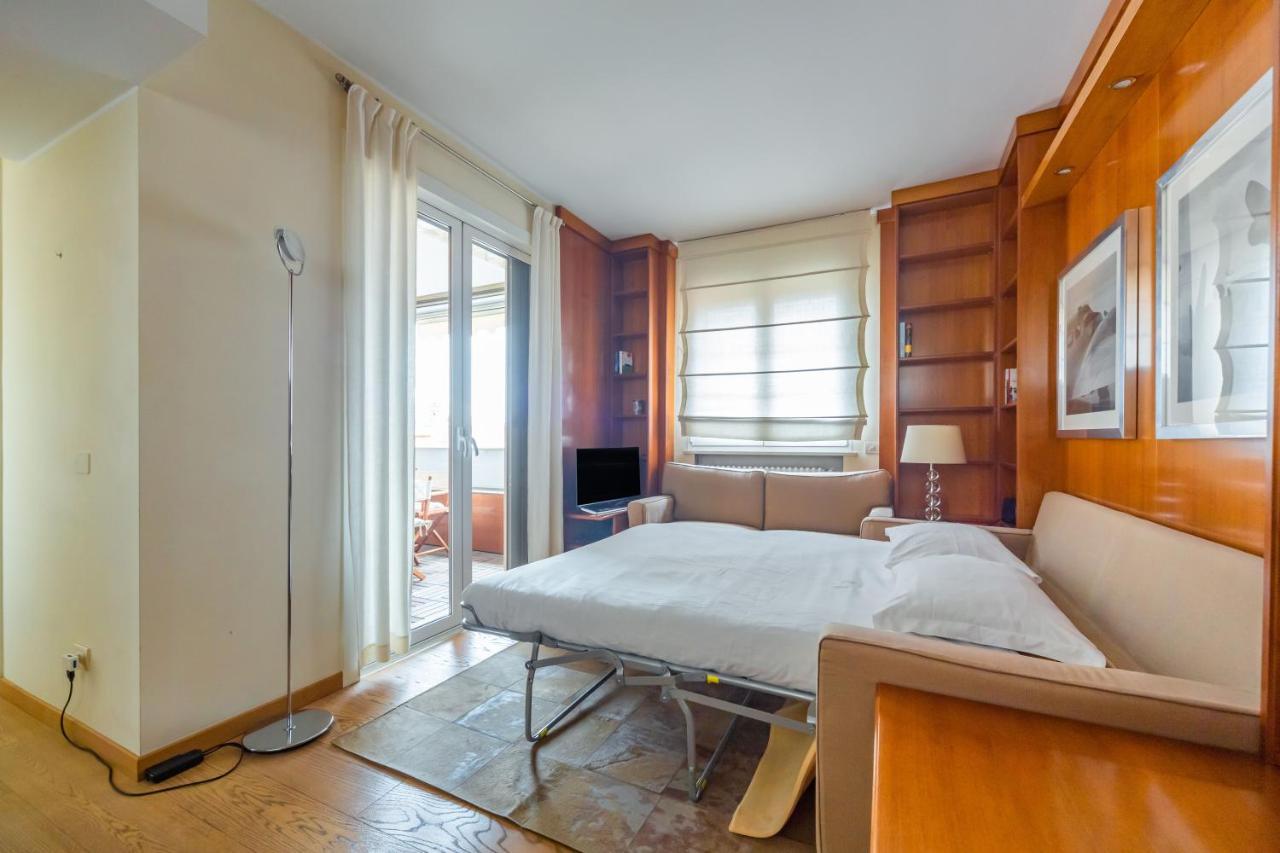Cozy Apt - Corso Vercelli & Conciliazione M1 Milan Exterior photo